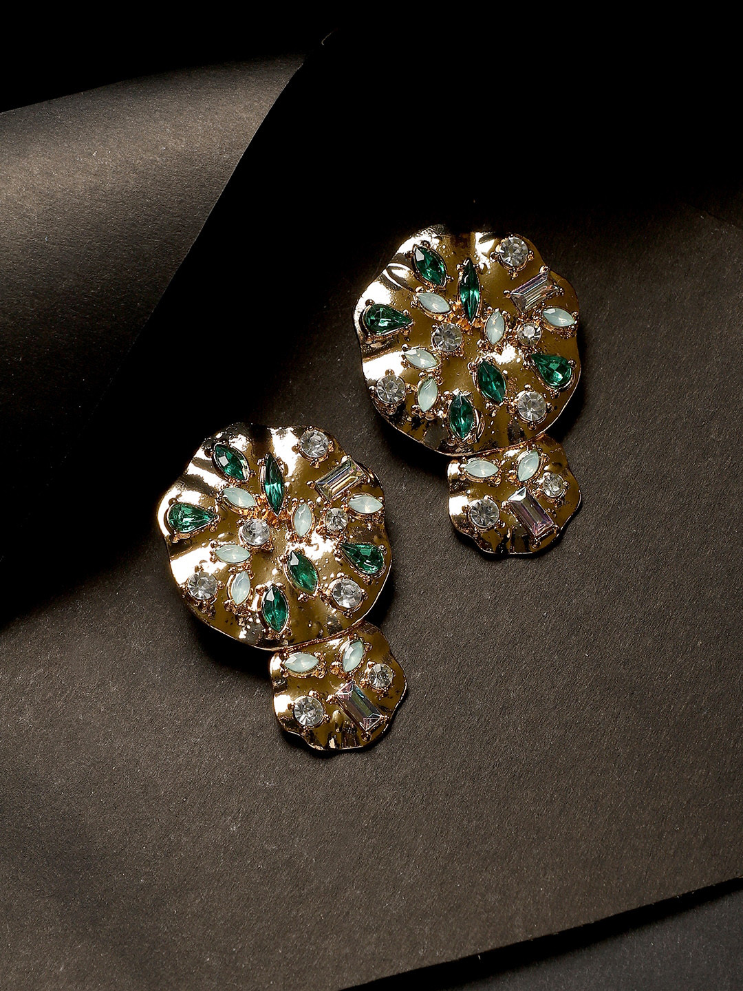 

SOHI Gold-Plated Stone-Studded Contemporary Drop Earrings