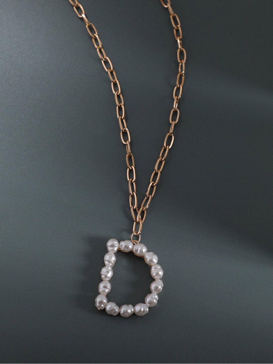 

SOHI Gold-Plated Beads Chain
