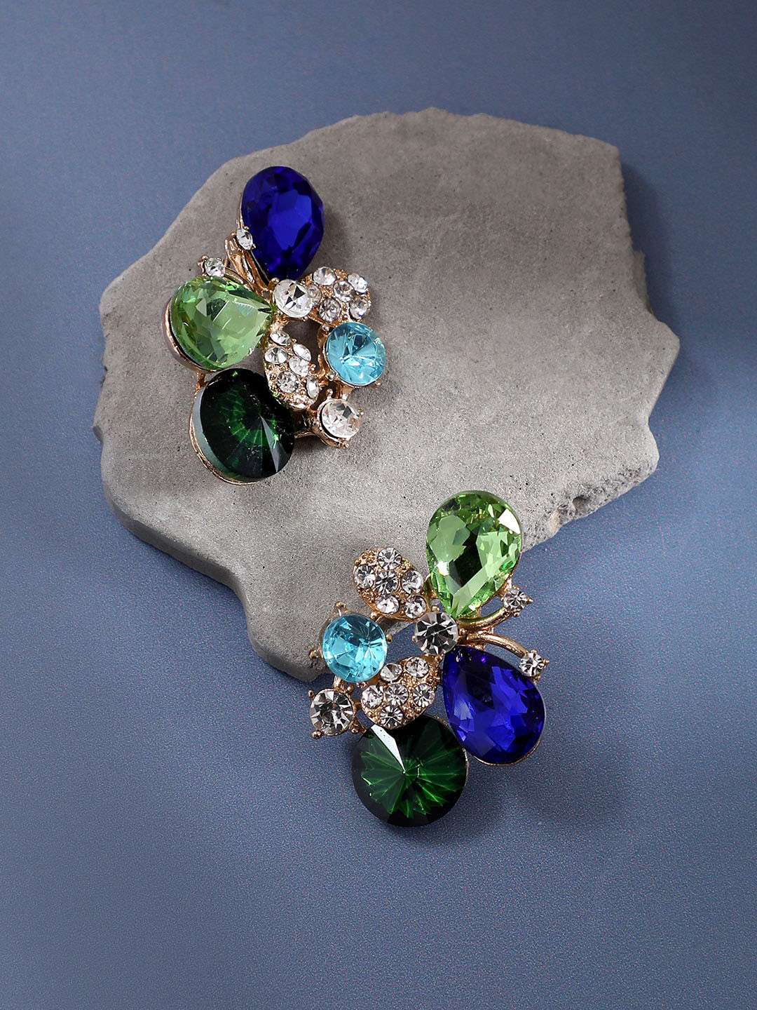 

SOHI Gold-Plated Contemporary Studs Earrings