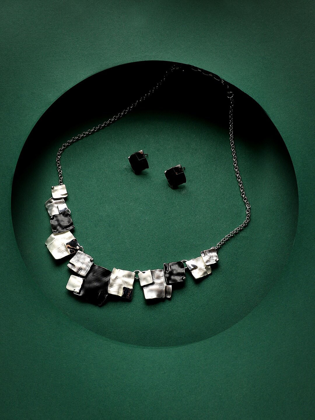 

SOHI Silver-Plated Textured Square Jewellery Set