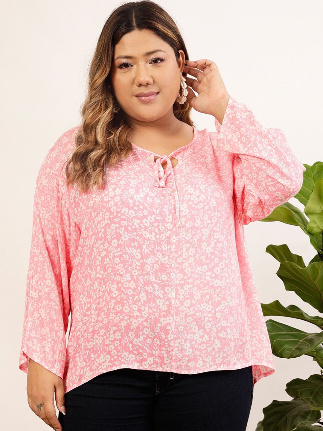 

CURVY STREET Floral Printed Tie-Up Neck Top, Pink