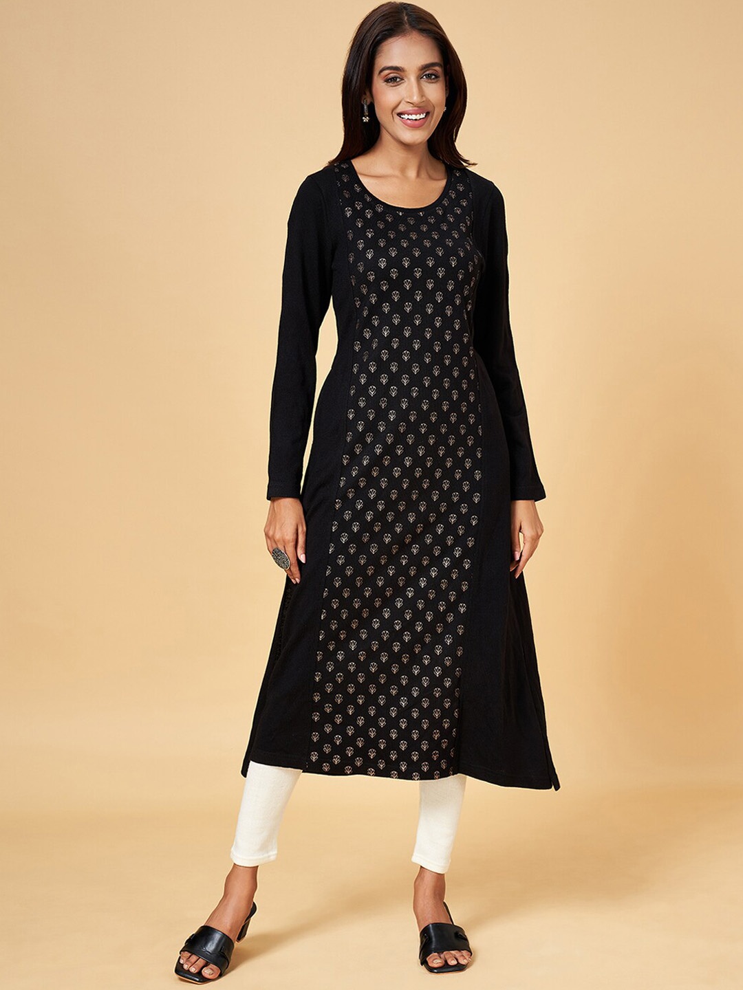 

RANGMANCH BY PANTALOONS Ethnic Motifs Printed Panelled Straight Kurta, Black