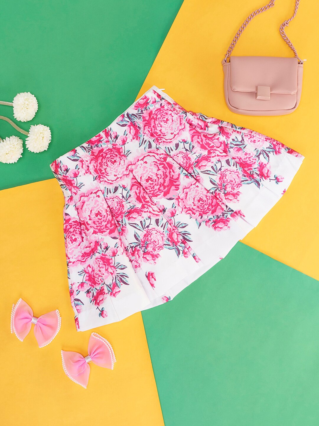 

Pantaloons Junior Girls Floral Printed Pure Cotton A-Line Skirt, White