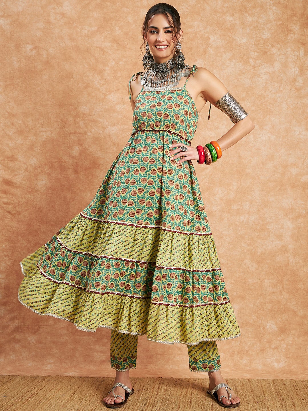 

Sangria Ethnic Motifs Printed A-Line Tiered Sleeveless Cotton Kurta Set, Green