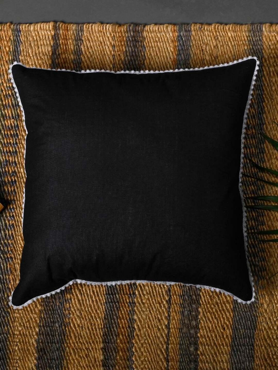 

OUSSUM Black & White 5-Pieces Cotton Square Cushion Covers