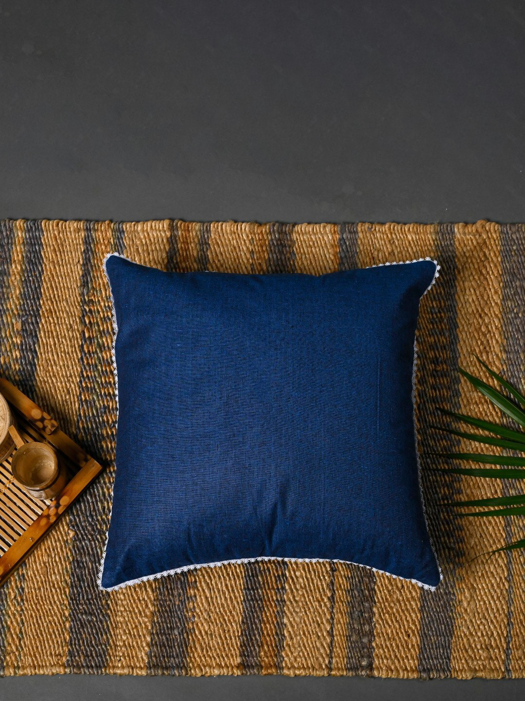 

OUSSUM Blue & White 5-Pieces Cotton Square Cushion Covers