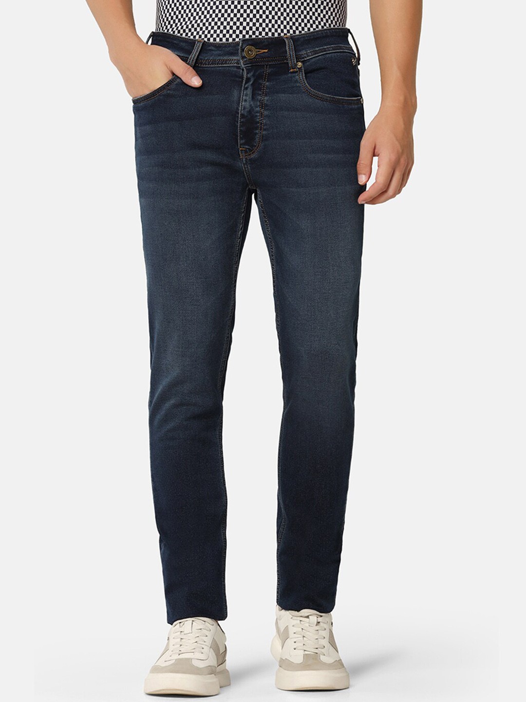 

Blackberrys Men Yonk Skinny Fit Low-Rise Clean Look Stretchable Jeans, Blue