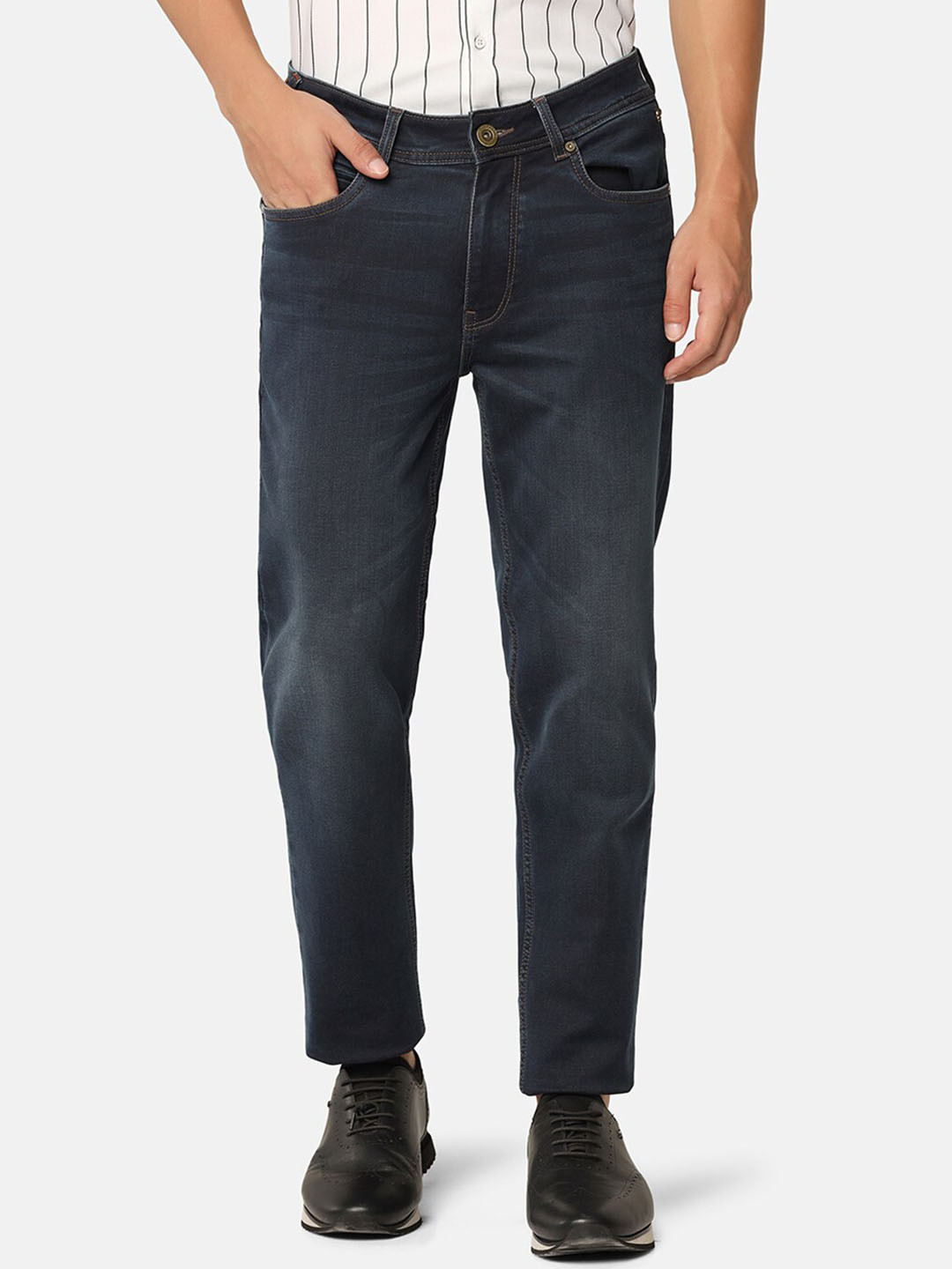 

Blackberrys Buff Fit Slim Fit Low Rise Clean Look Dark Shade Cotton Stretchable Jeans, Navy blue