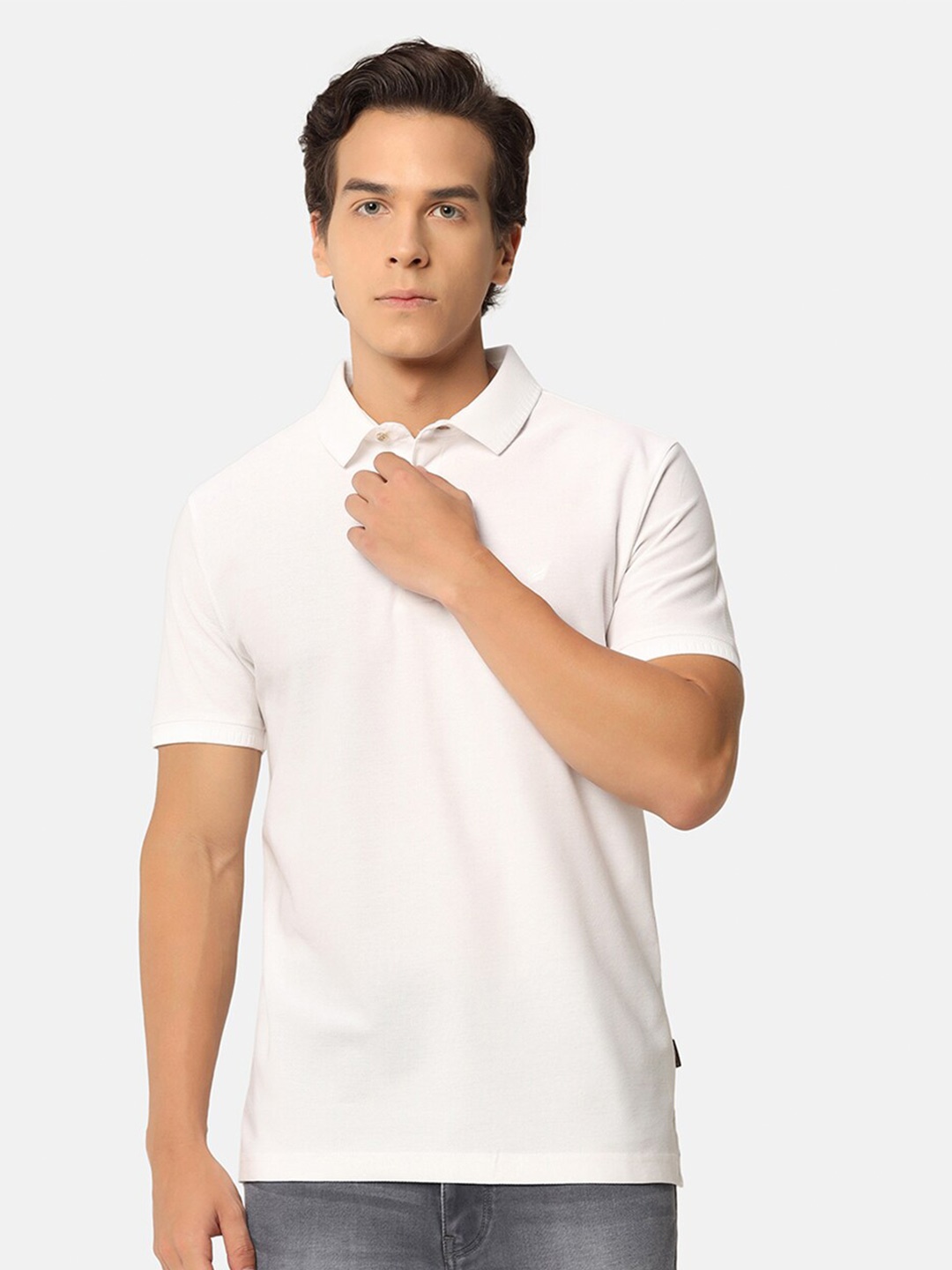 

Blackberrys Polo Collar Slim Fit Cotton T-Shirt, White