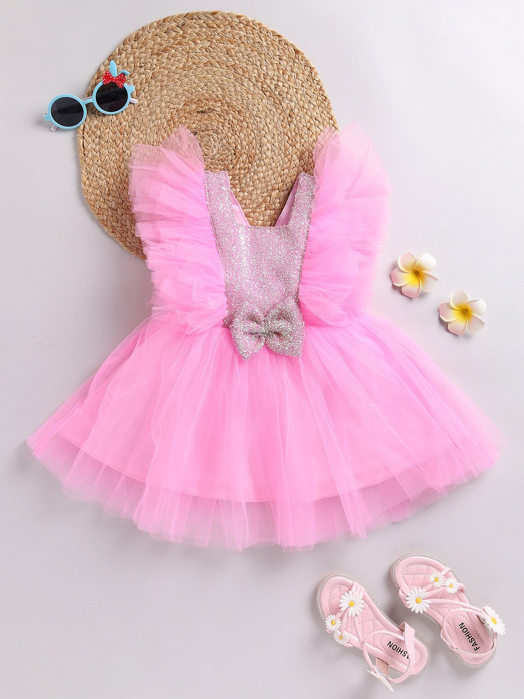 

SmartRAHO Girls Self Design Flutter Sleeves Net Fit & Flare Dress, Pink