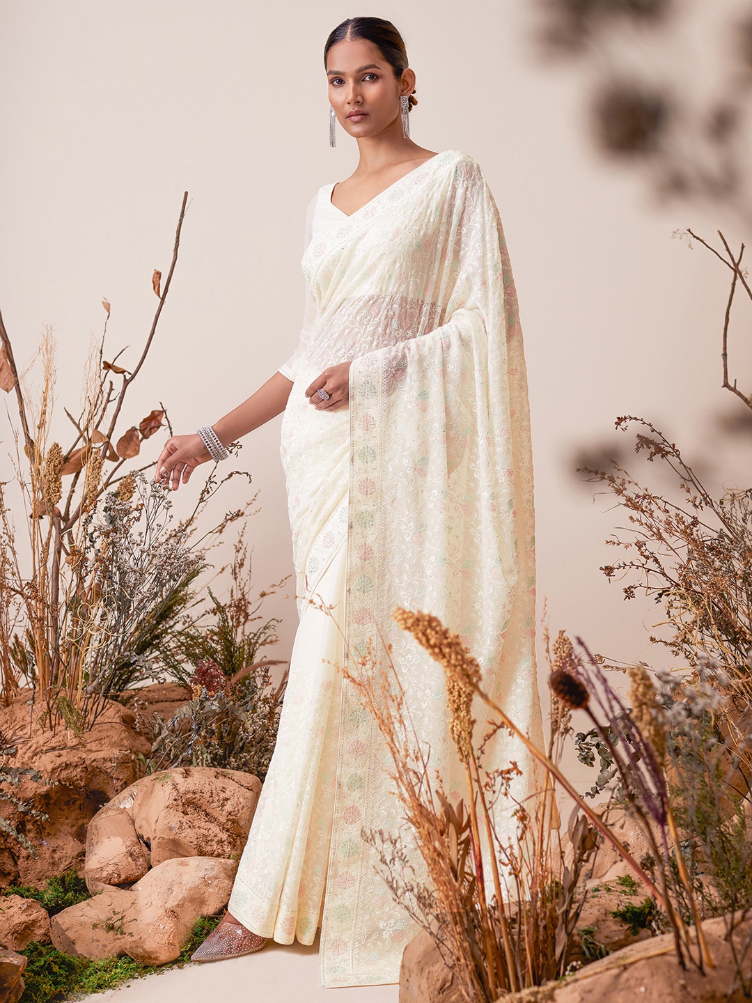 

Soch Floral Embroidered Saree, Cream