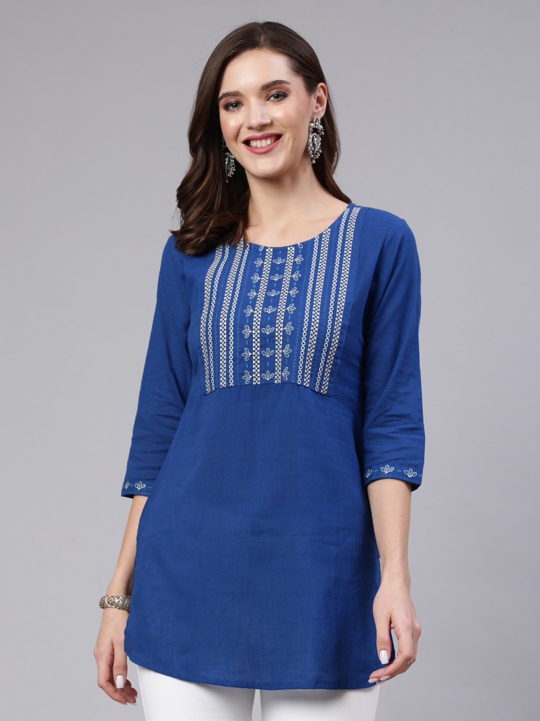 

Nayo Blue & White Floral Embroidered Cotton Tunic
