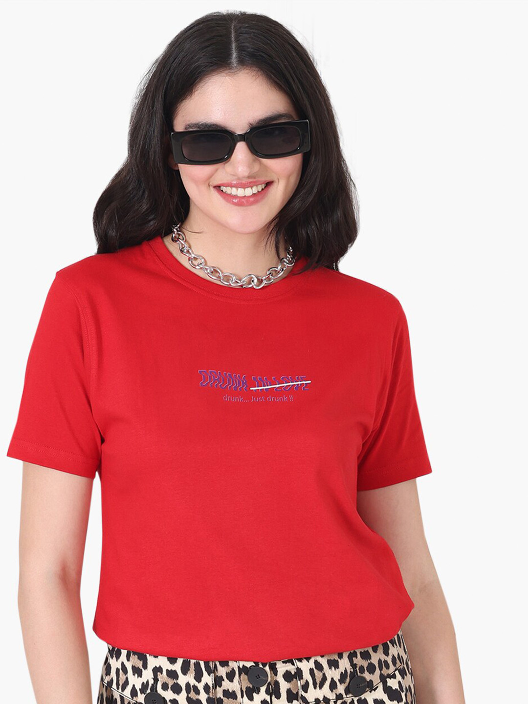 

Virgio Round Neck Short Sleeve Pure Cotton Regular T-shirt, Red