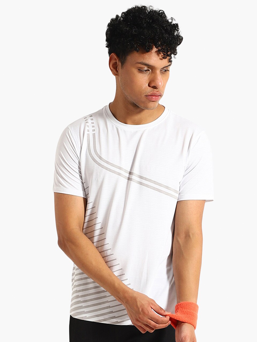 

Virgio Abstract Printed Athleisure Round Neck T-shirt, White