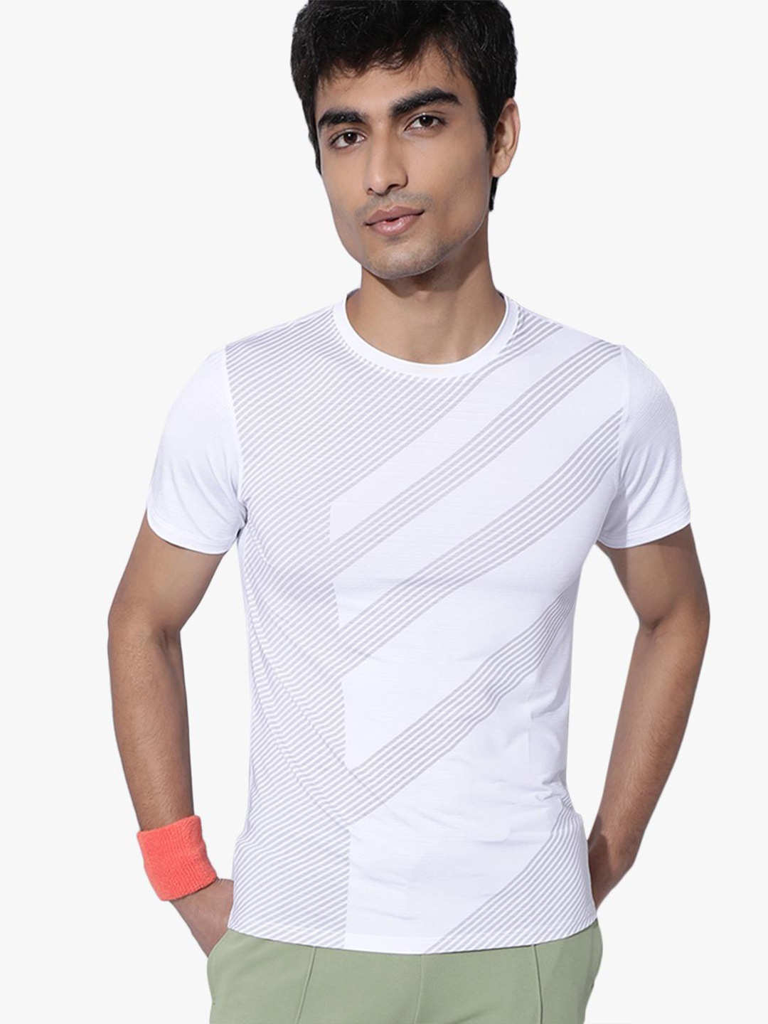 

Virgio Abstract Printed Regular Fit T-shirt, White