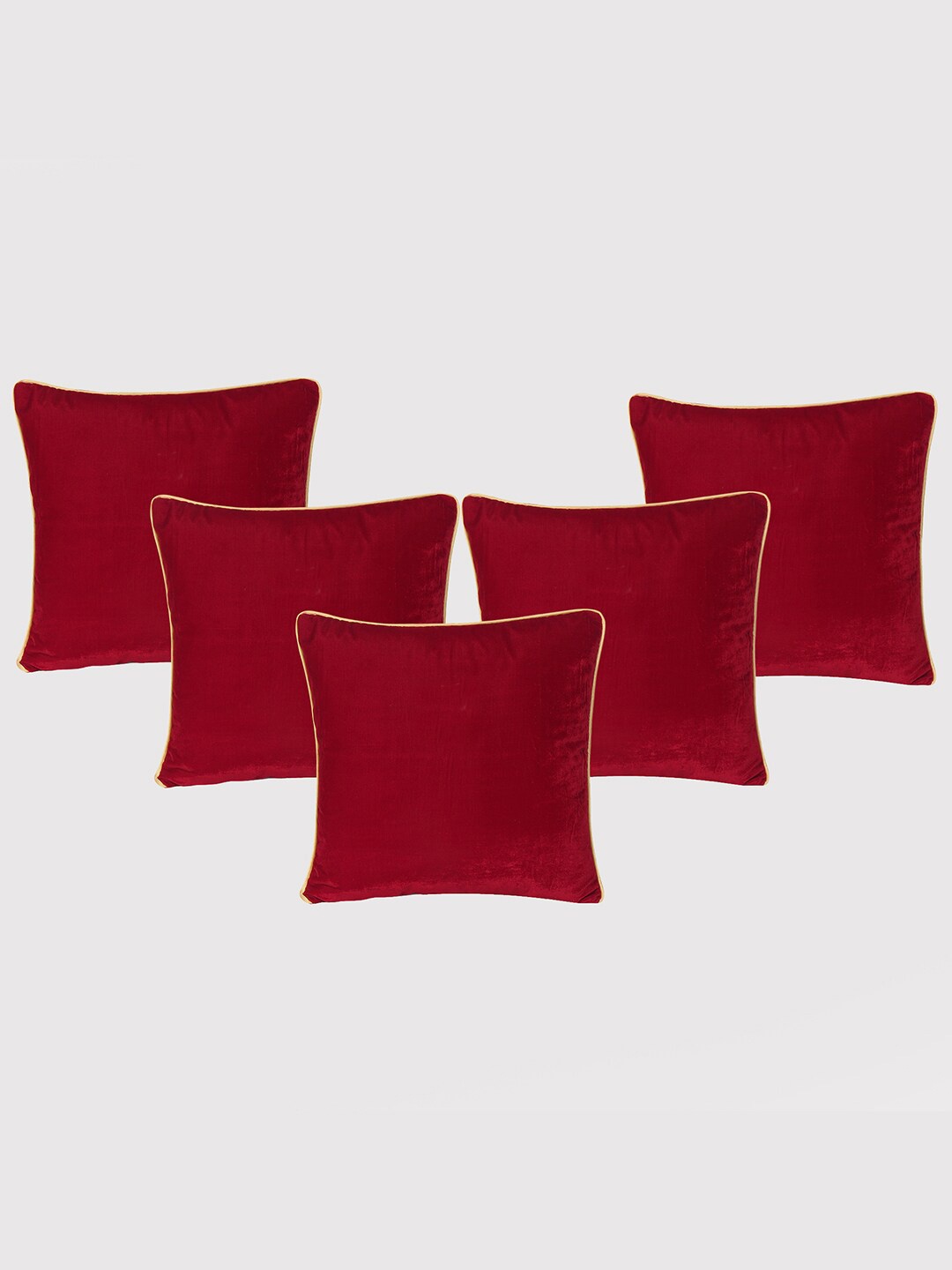 

OUSSUM 5 Pieces Maroon & White Solid Velvet Square Cushion Covers