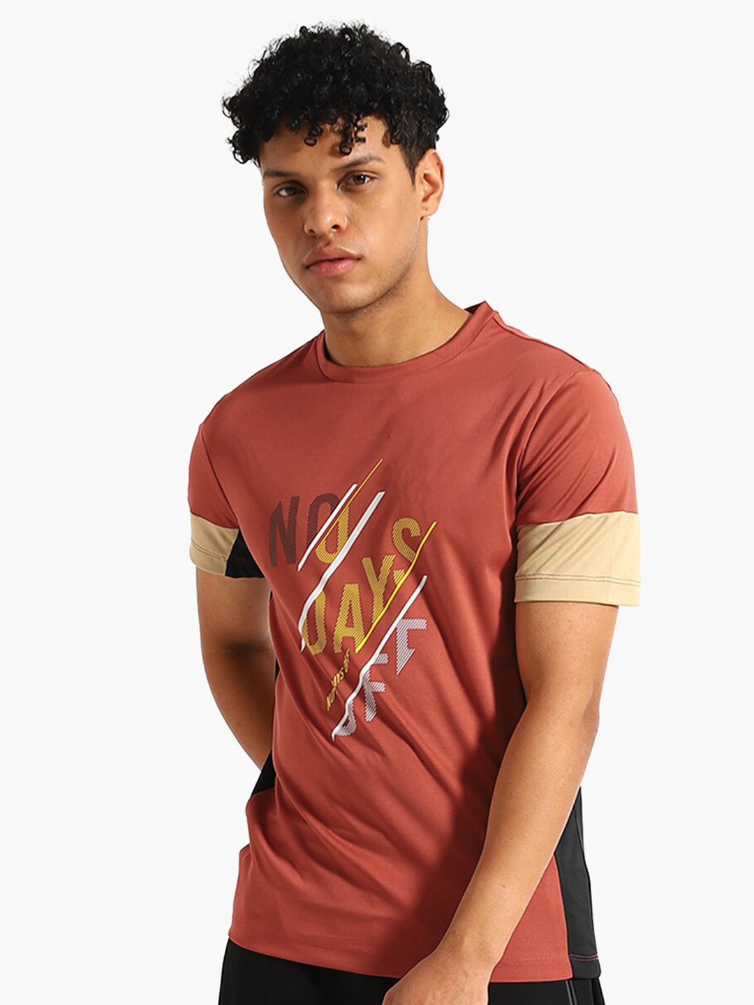 

Virgio Typography Printed Casual T-Shirt, Red