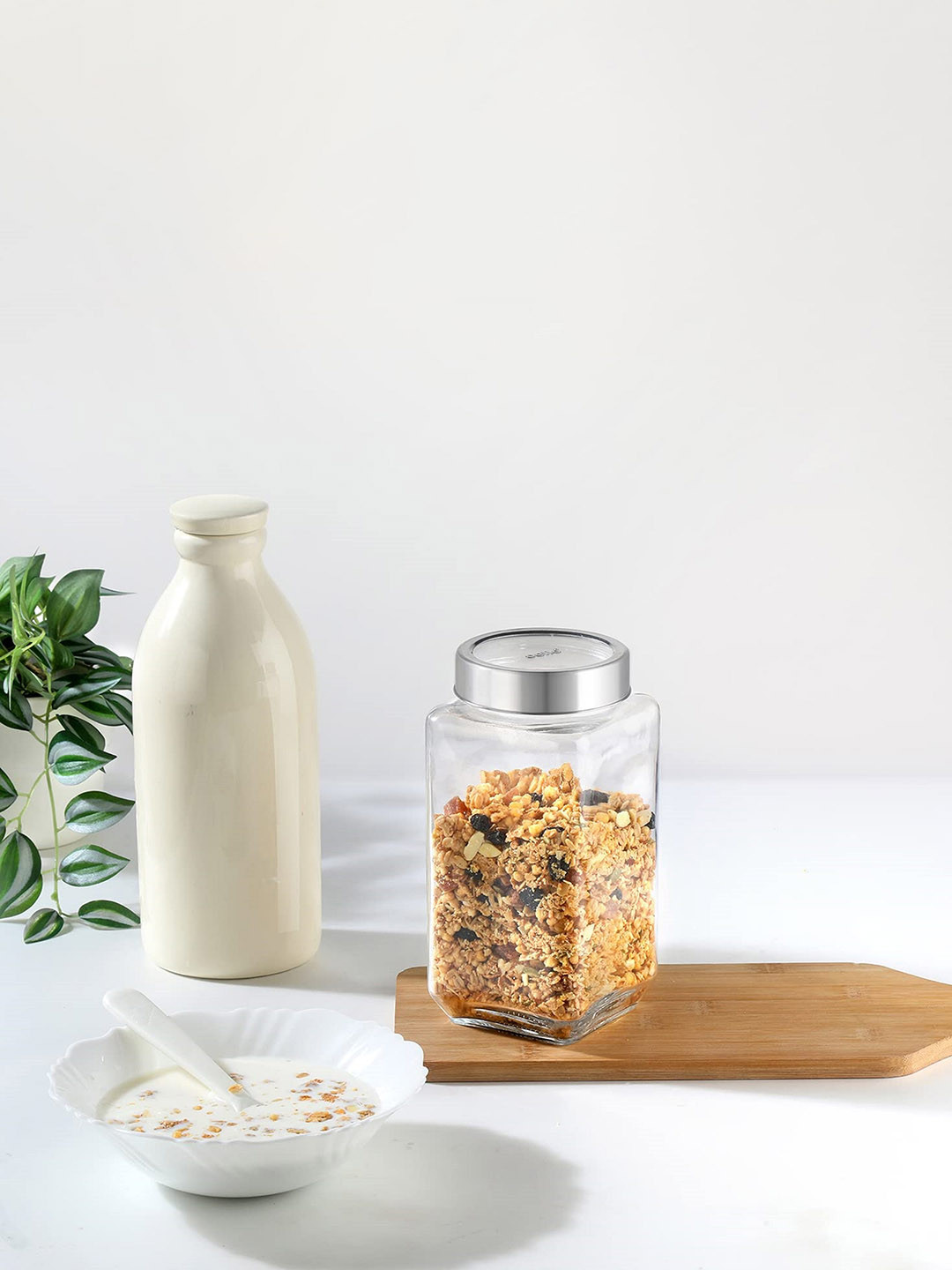 

Cello Qube Transparent Air-Tight Toughened Glass Jars 1.8L