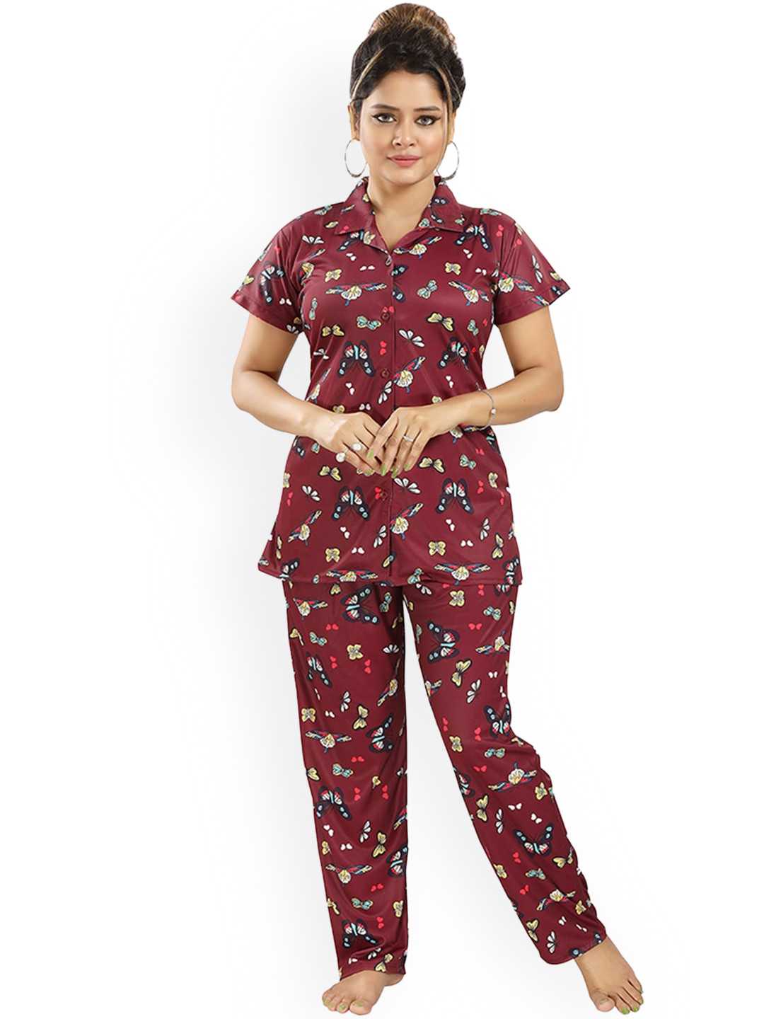 

FOMTI Conversational Printed Satin Night suit, Maroon