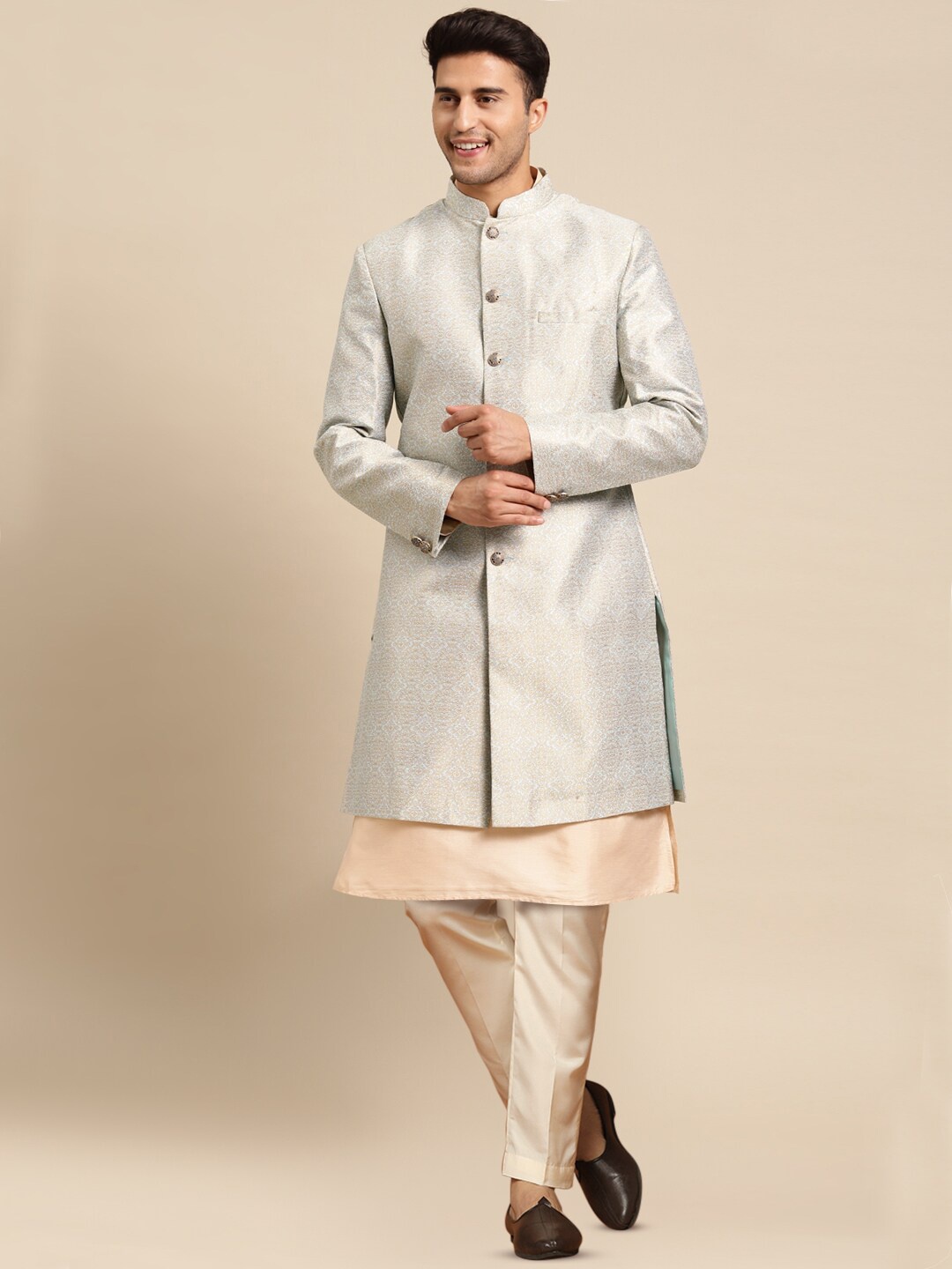 

KISAH Men Self-Design Cotton Indowestern Sherwani Set, Grey