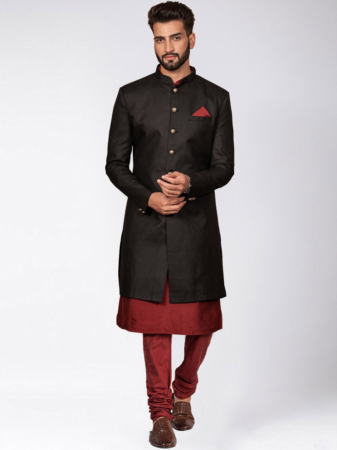 

KISAH Men Self-Design Cotton Indowestern Sherwani Set, Black