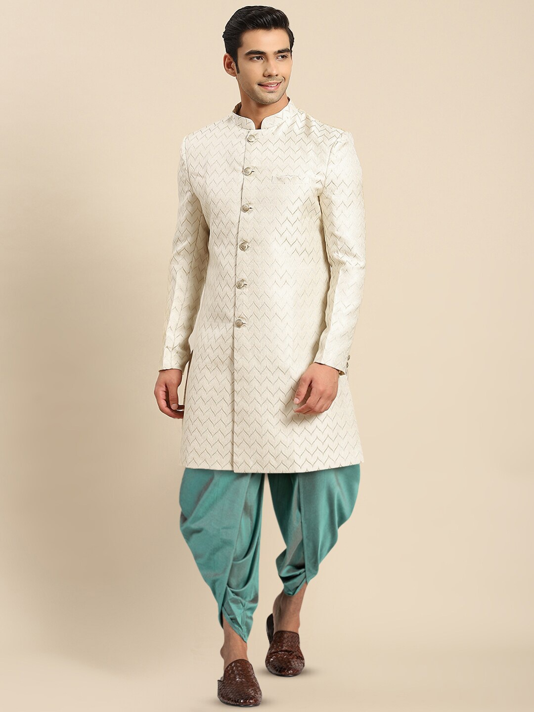 

KISAH Men Self-Design Cotton Indowestern Sherwani Set, White