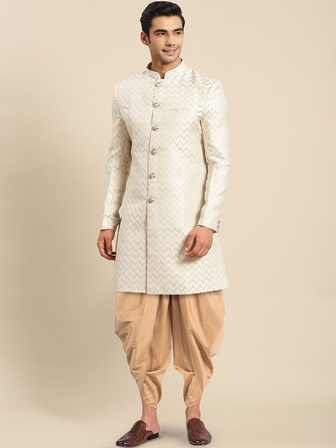 

KISAH Men Self-Design Cotton Indowestern Sherwani Set, White