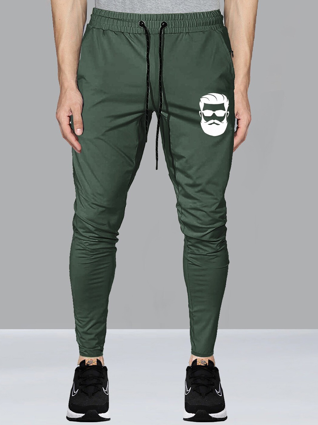 

AVOLT Men Slim-Fit Rapid-Dry Track Pants, Olive