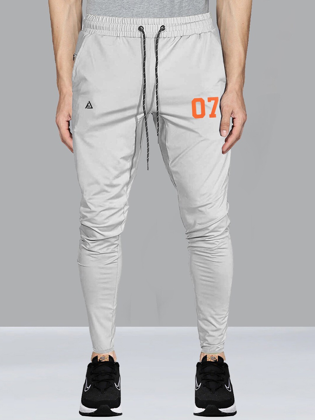 

AVOLT Men Mid Rise Slim-Fit Track Pants, Grey
