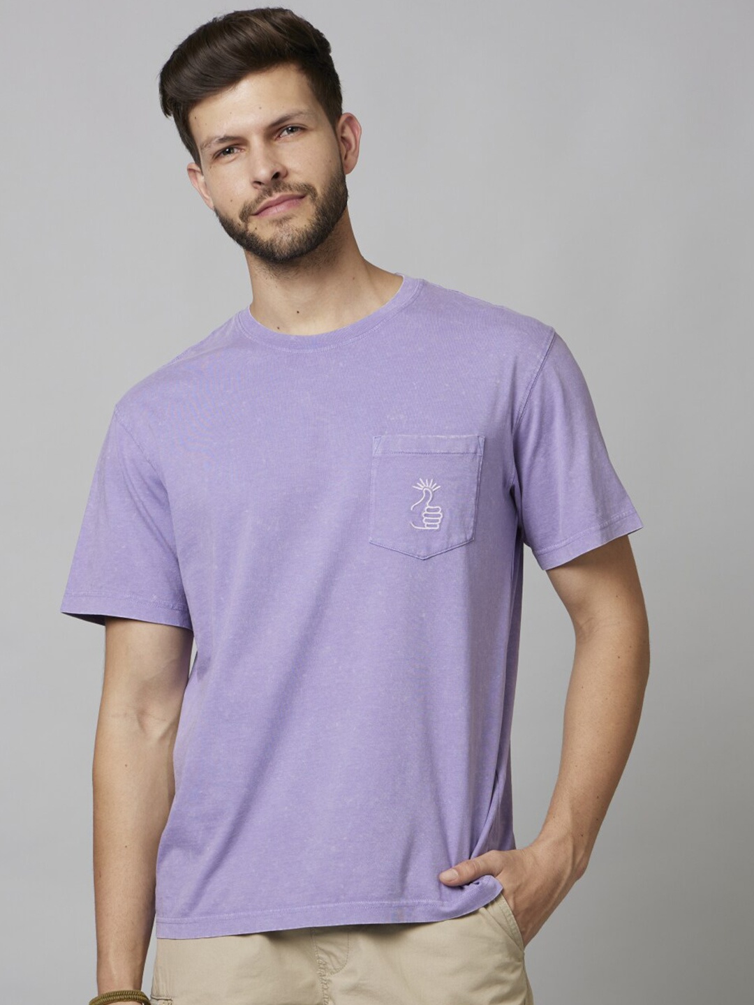 

Celio Men Solid Round Neck Pockets Cotton T-shirt, Mauve