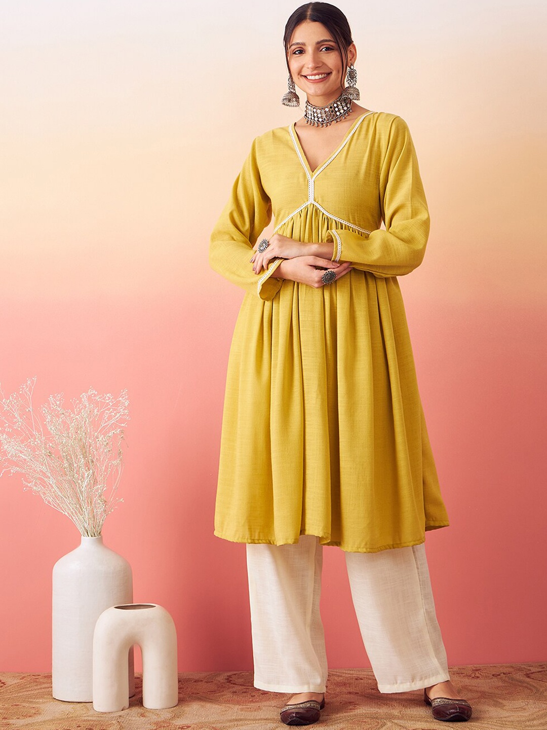 

stories of dori V-Neck Empire Anarkali Kurta With Trousers, Yellow