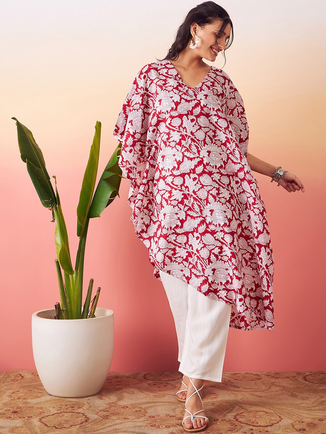 

stories of dori Floral Printed V-Neck Flared Sleeves Kaftan Kurta With Trousers, Red