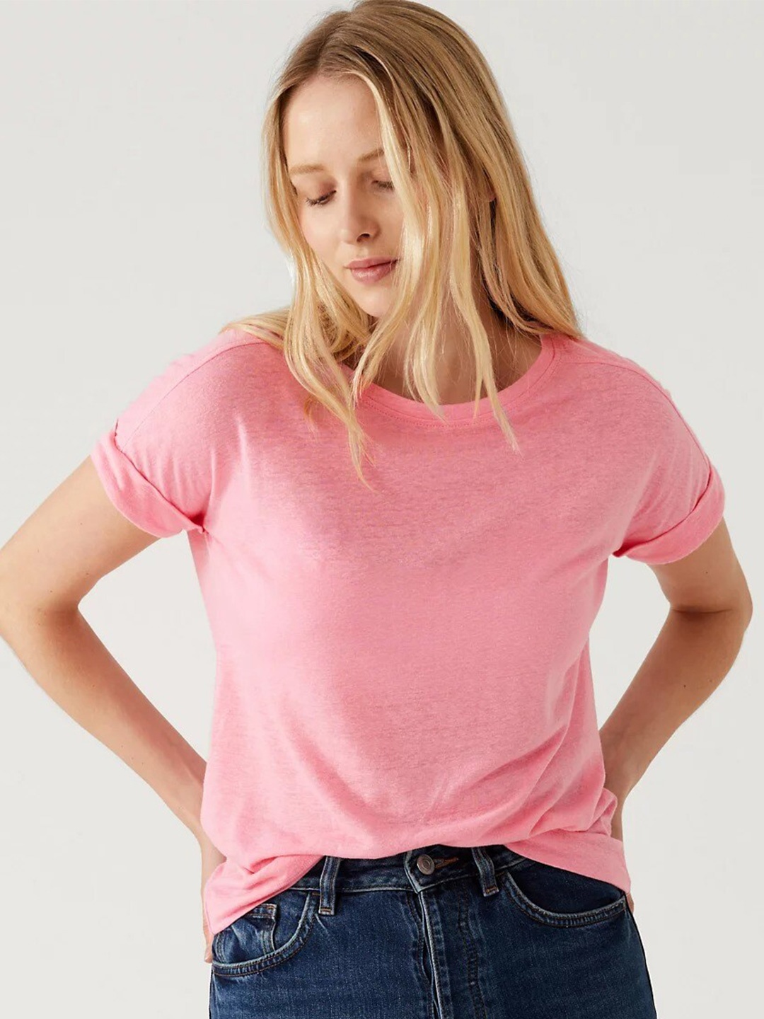 

Marks & Spencer Round Neck Extended Sleeves T-shirt, Pink