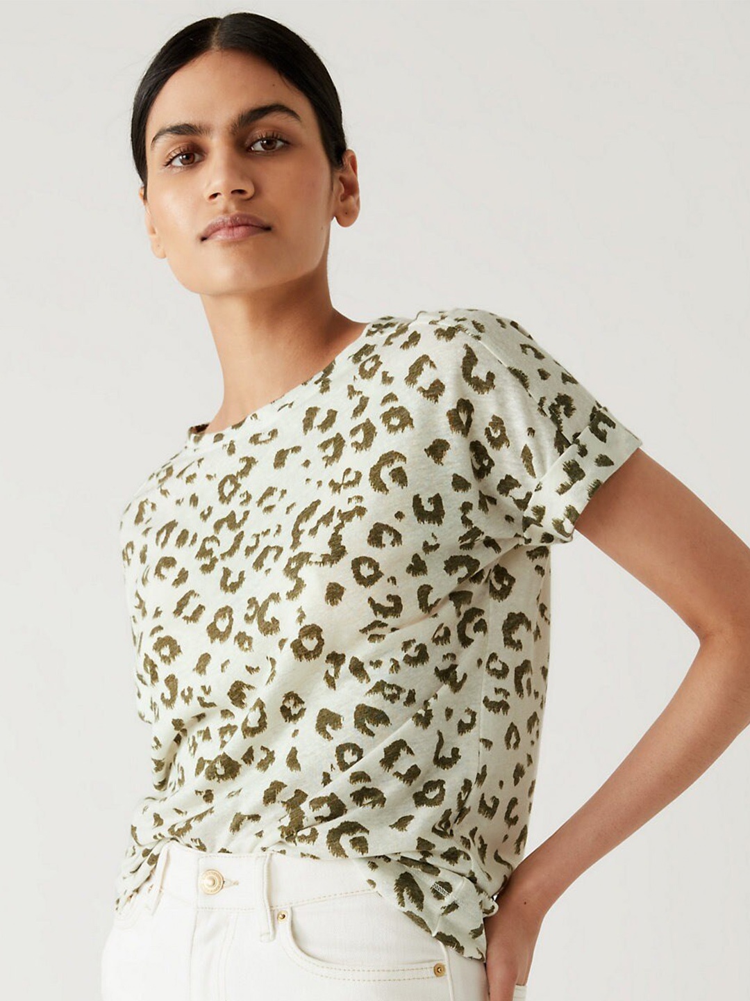 

Marks & Spencer Abstract Printed Extended Sleeves T-shirt, Off white