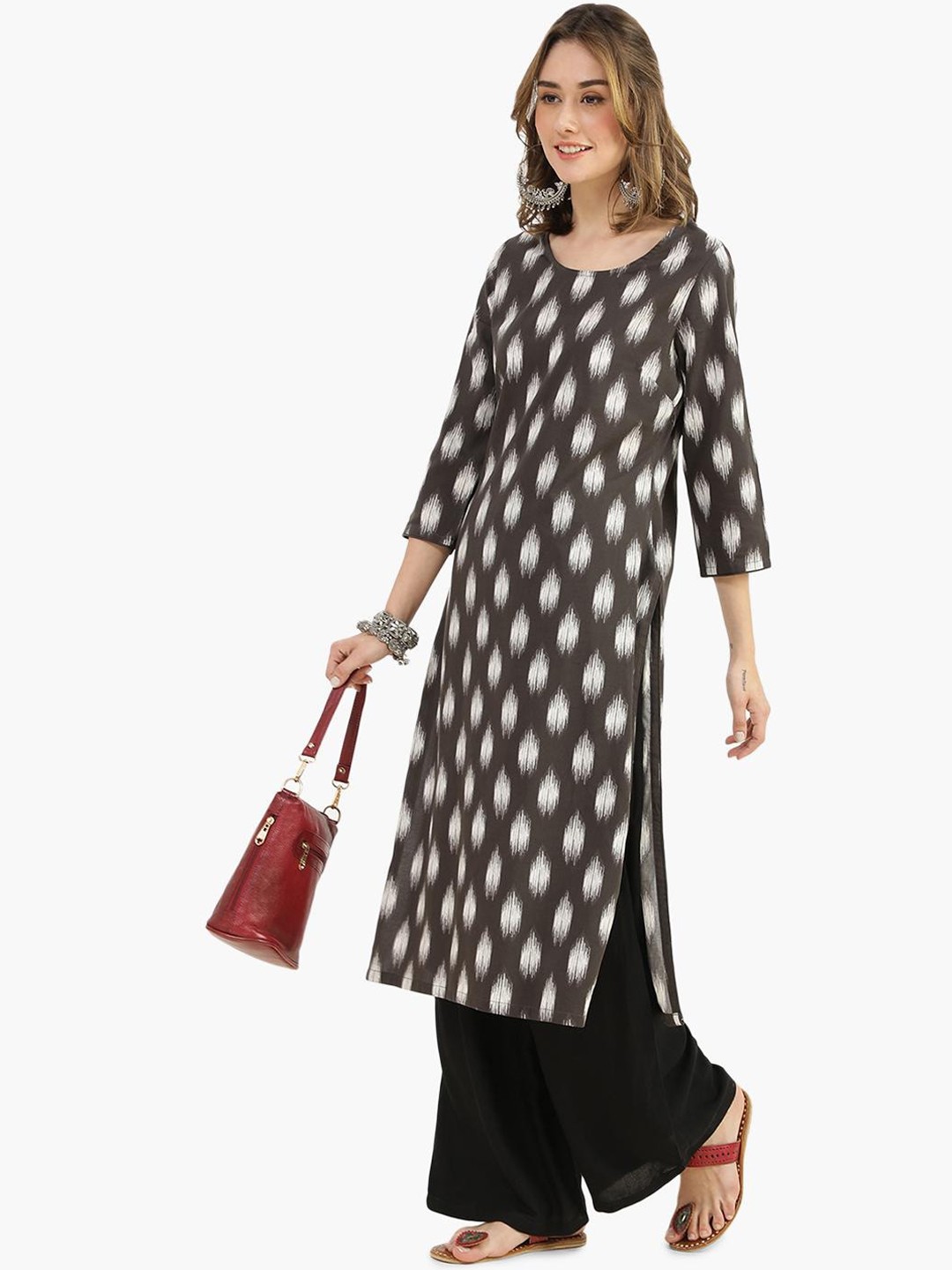 

Virgio Abstract Printed Round Sleeves Straight Kurta, Black