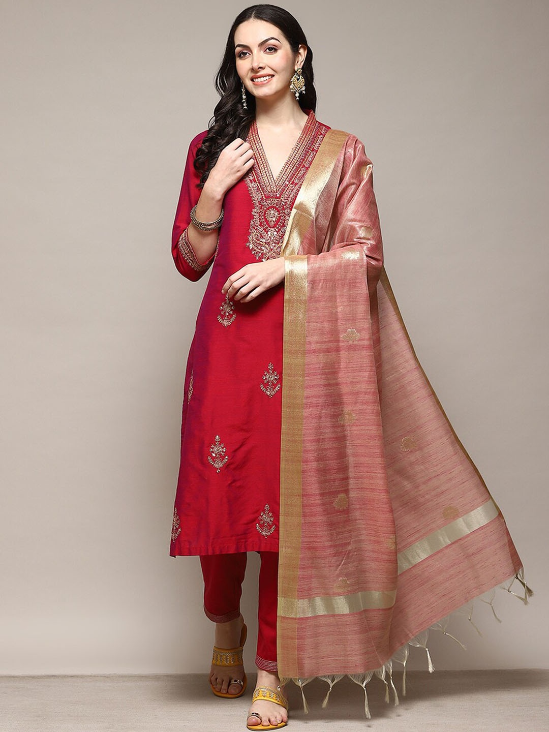 

Biba Ethnic Motifs Embroidered Regular Kurta with Palazzos & Dupatta, Magenta