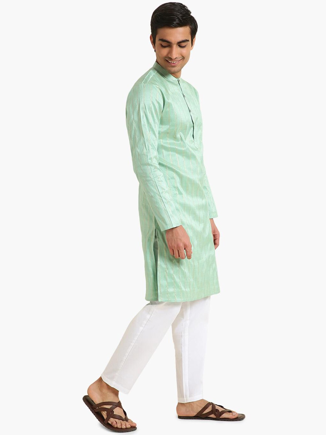 

Virgio Striped Mandarin Collar Straight Kurta, Green