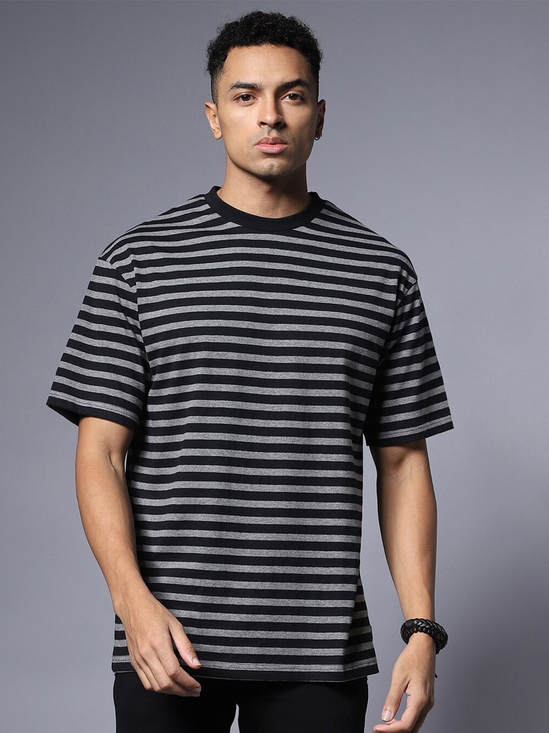 

High Star Round Neck Relaxed Cotton Short Sleeves T-shirt, Black