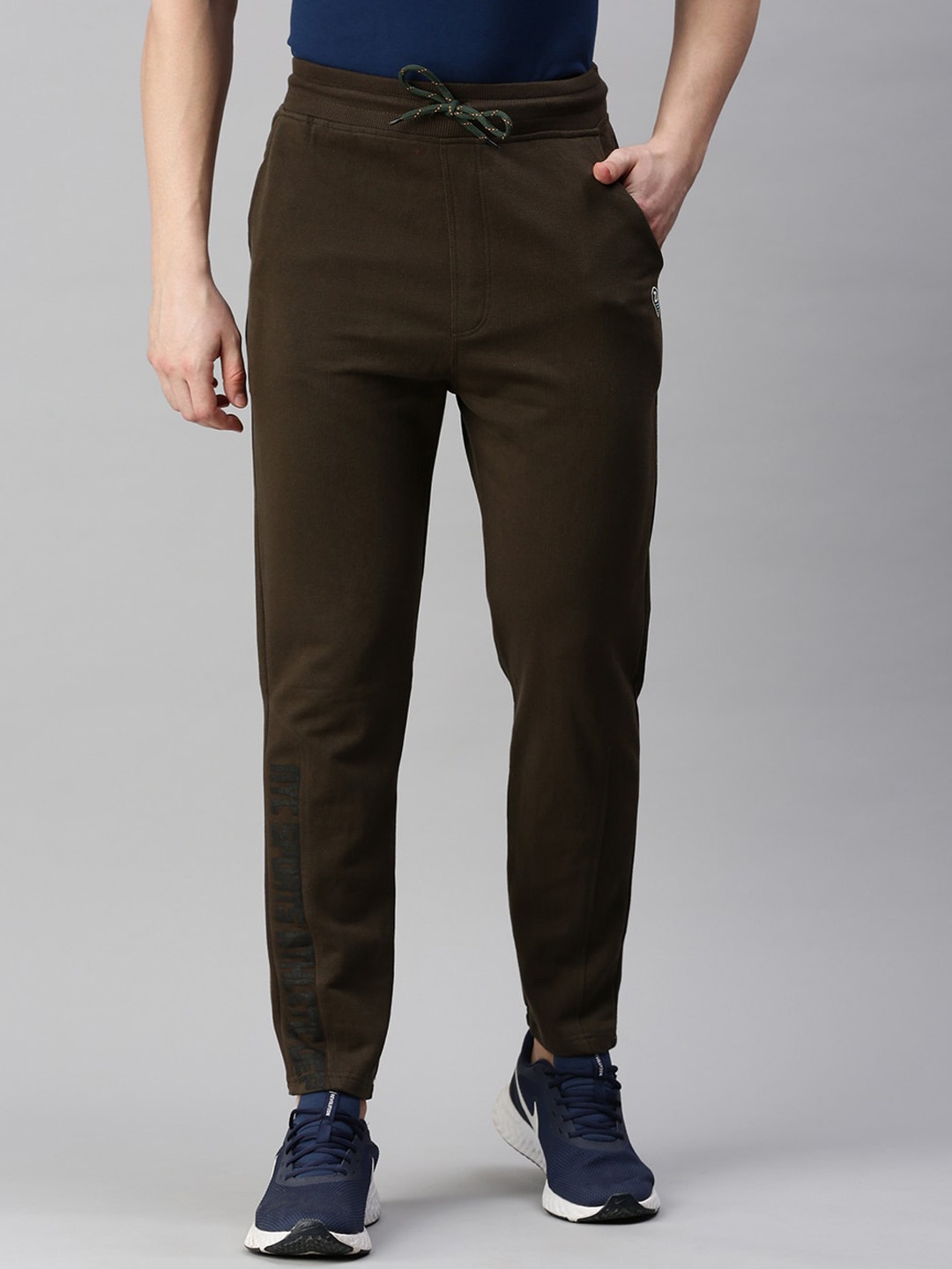 

ZEDD Men Mid Rise Cotton Track Pants, Olive