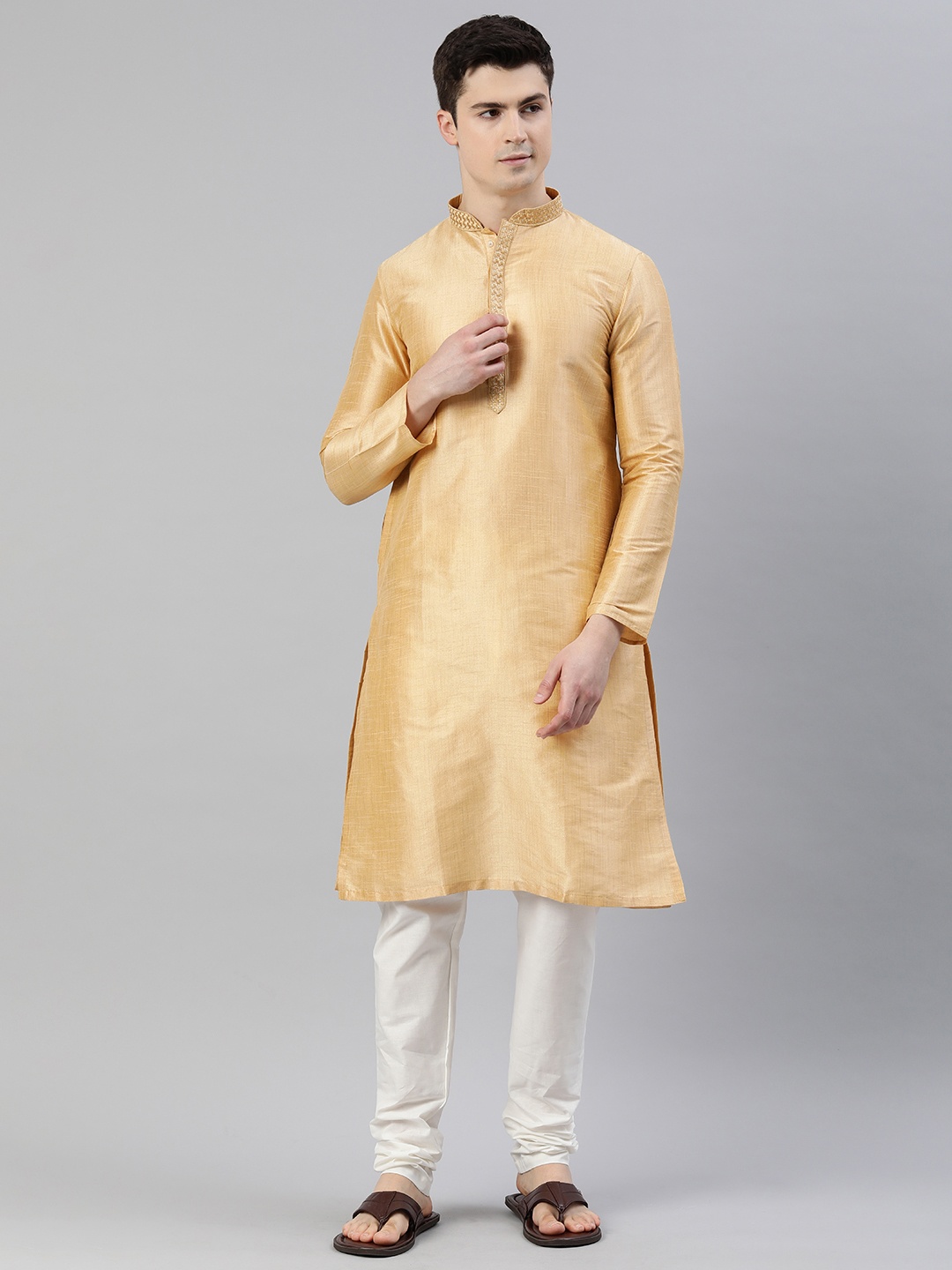 

Manthan Men Solid Thread Work Kurta, Beige