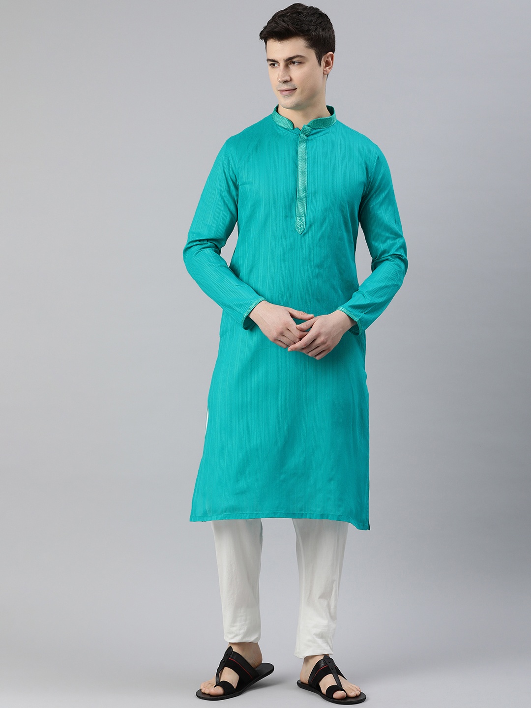 

Manthan Men Mandarin Collar Thread Work Kurta, Turquoise blue