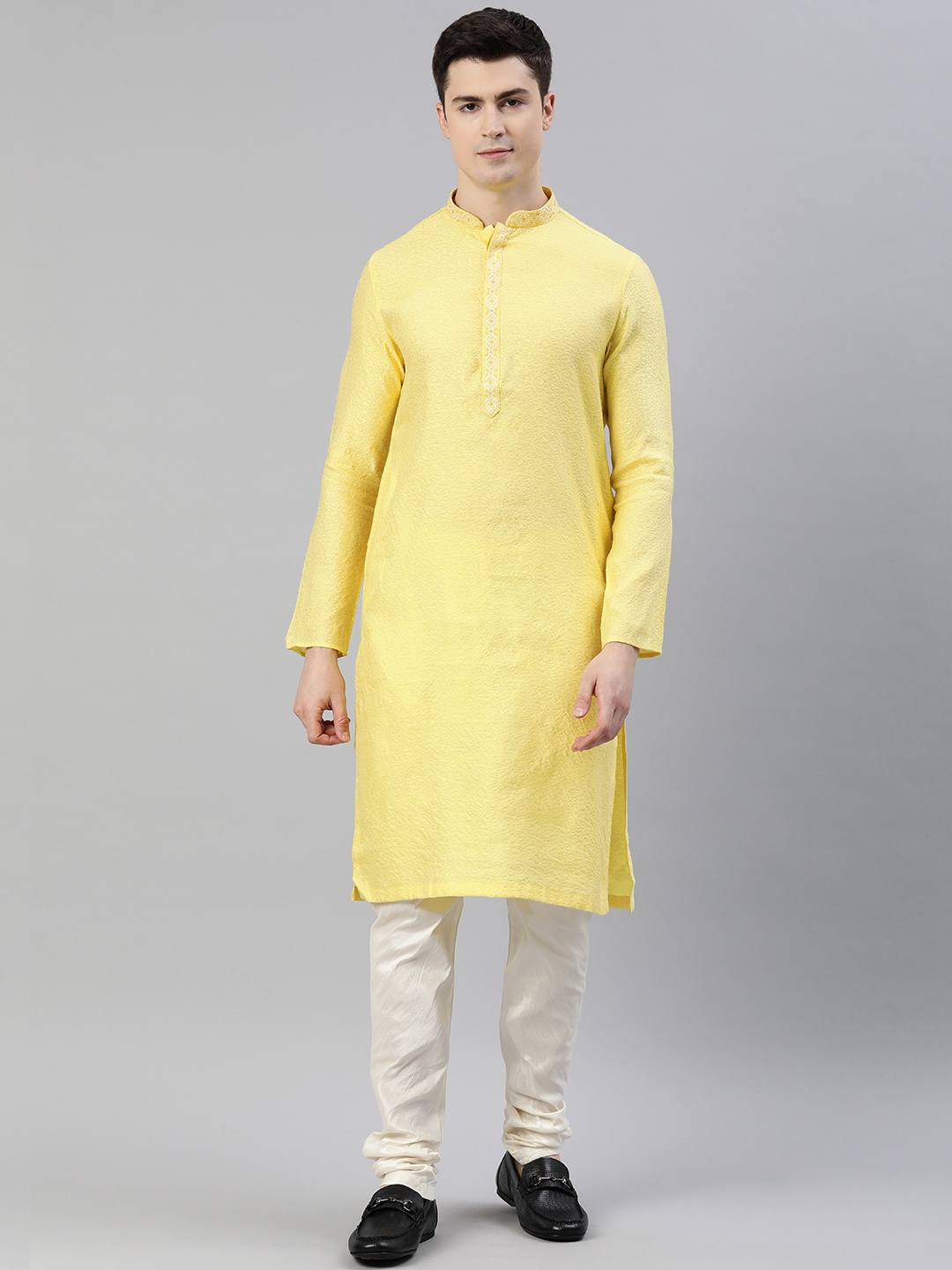 

Manthan Men Ethnic Motifs Beads & Stones Kurta with Pyjamas, Yellow