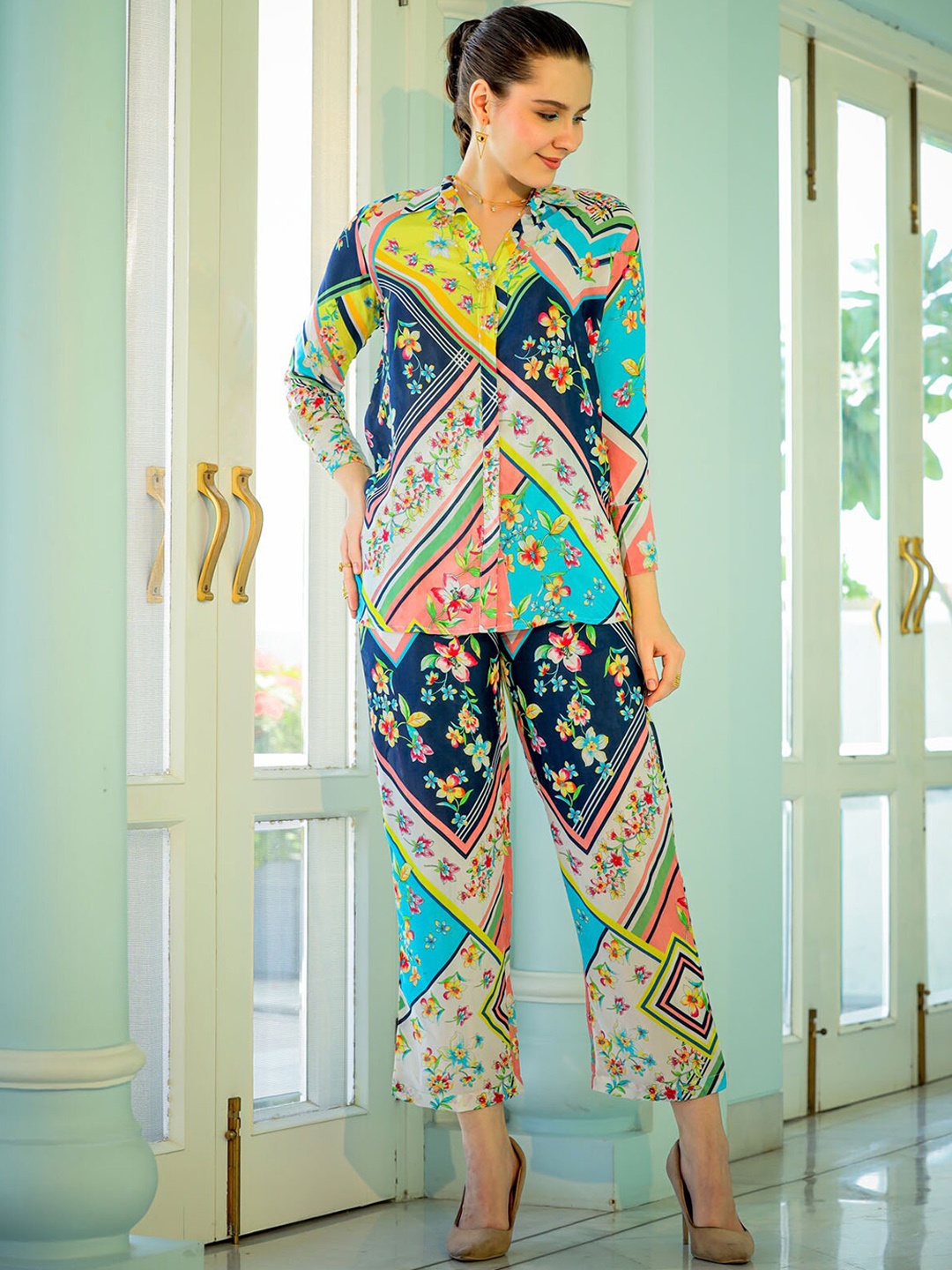 

FASHION DWAR Abstract Printed Muslin Shirt With Palazzo, Yellow