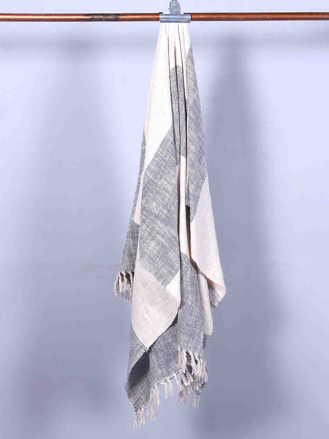 

Art Avenue Grey & White Striped Cotton Throw