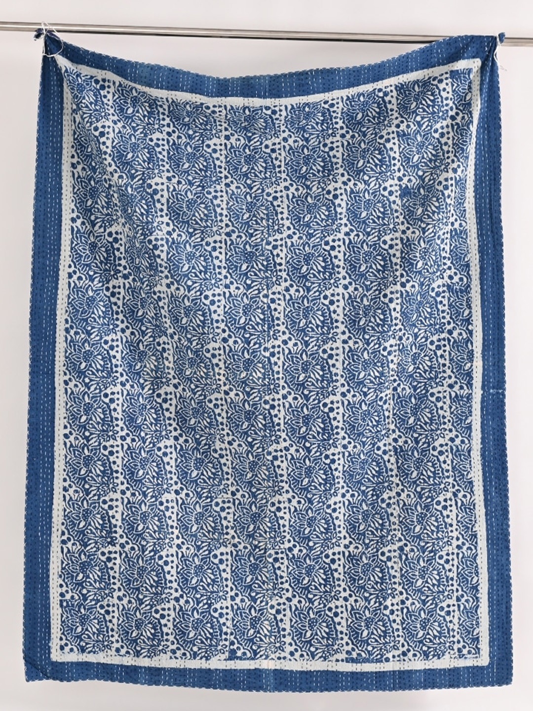 

Art Avenue Blue & White Printed Cotton Throw