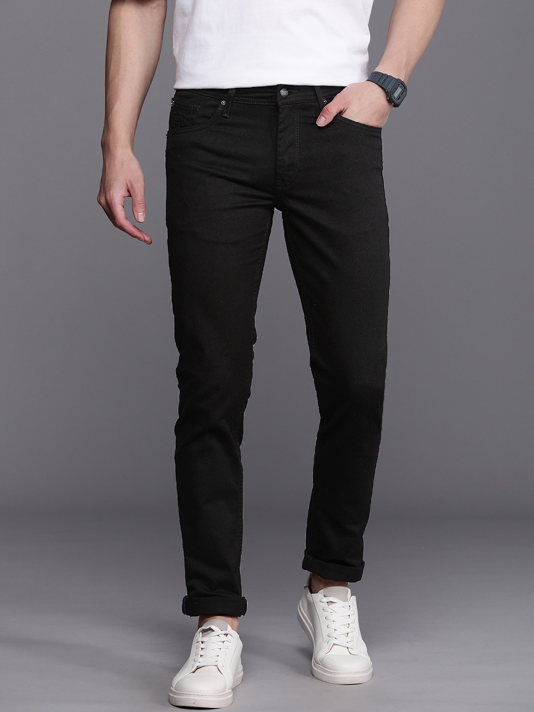 

Allen Solly Sport Men Black Slim Fit Stretchable Jeans