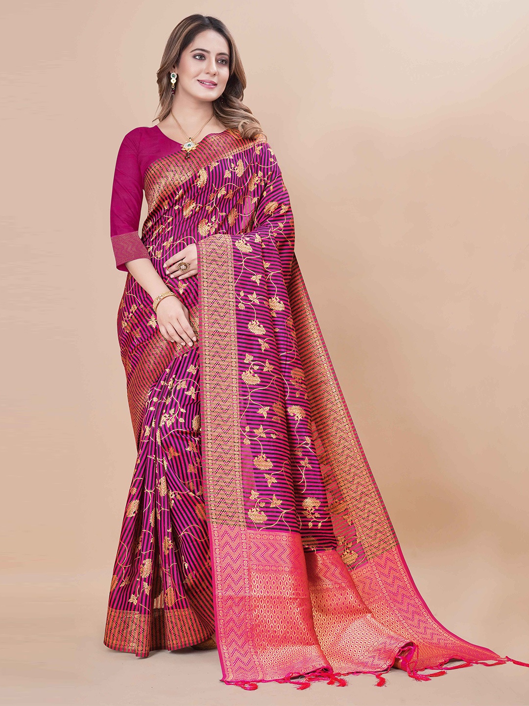 

KALINI Floral Woven Design Zari Art Silk Paithani Saree, Pink