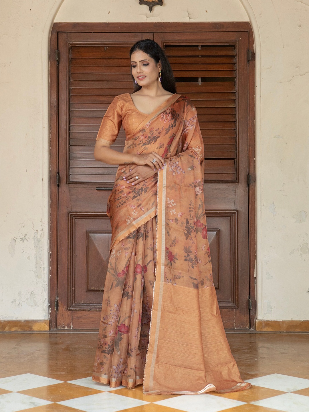 

Anouk Floral Zari Organza Saree, Brown