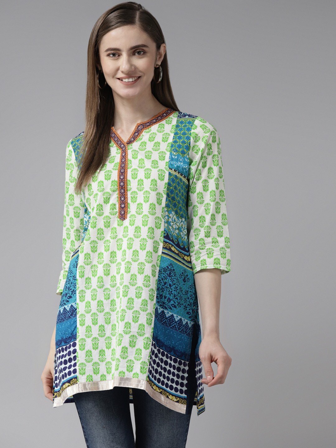 

Aarika Ethnic Motifs Printed Mandarin Collar Kurti, Green