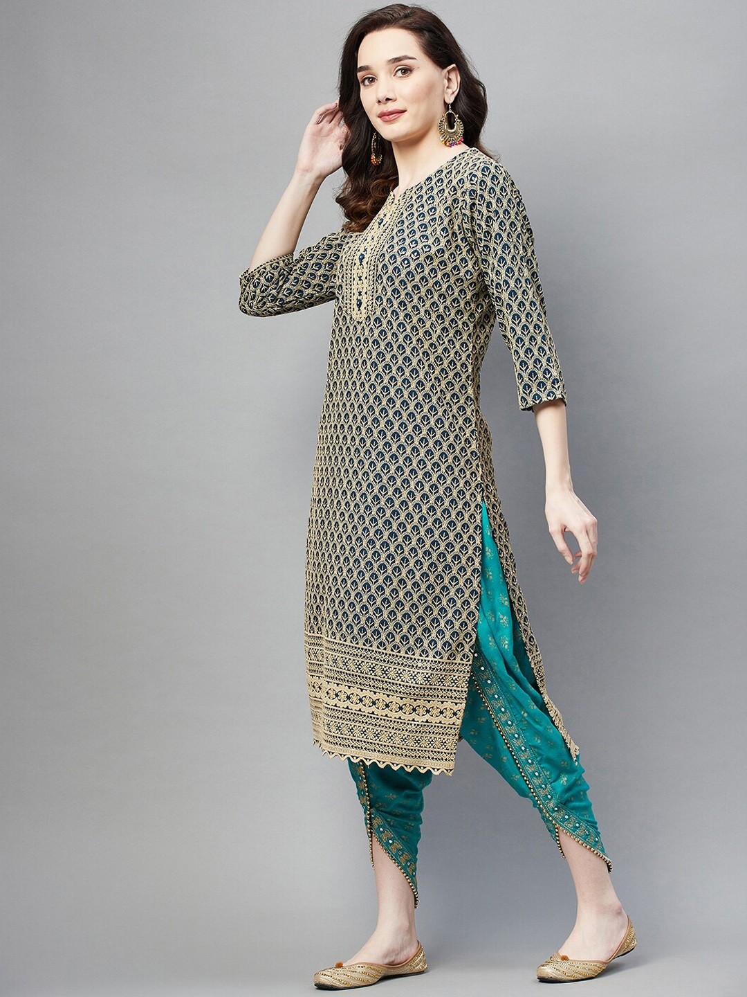 

Aarika Ethnic Motifs Embroidered Notched Neck Straight Kurta, Teal